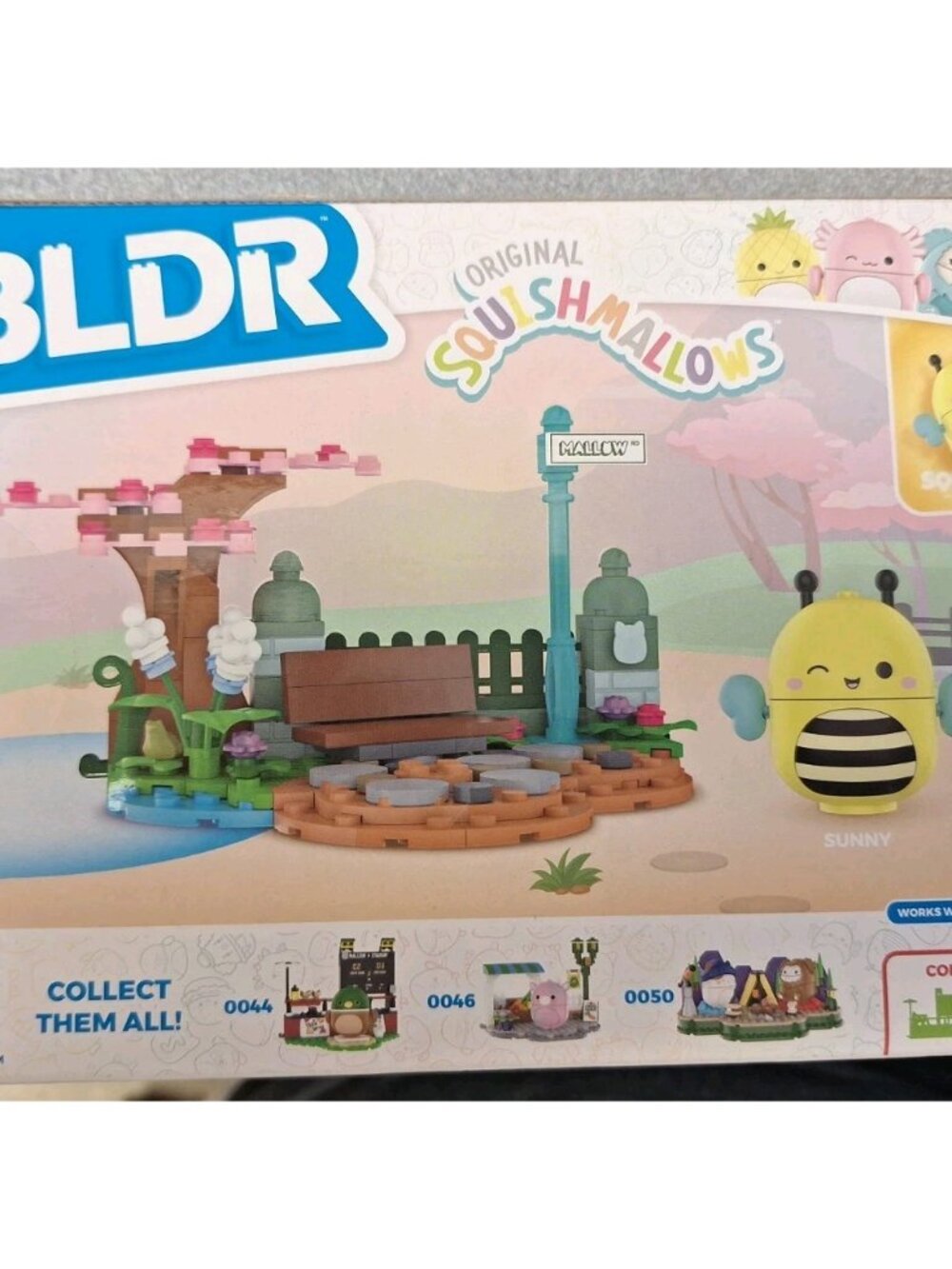 BLDR Squishmallows 155-piece Sunny’s Park Life Building Set 0043
